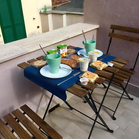 B&B Palazzo Fruscione Σαλέρνο Εξωτερικό φωτογραφία